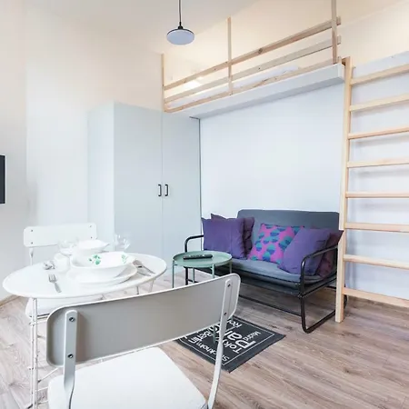 Mtp Maleckiego By Renters Apartment